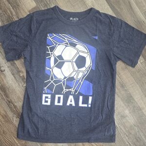 Boy's Childrens Place Blue Soccer Graphic Short Sleeve Tee Size: Large (10/12)